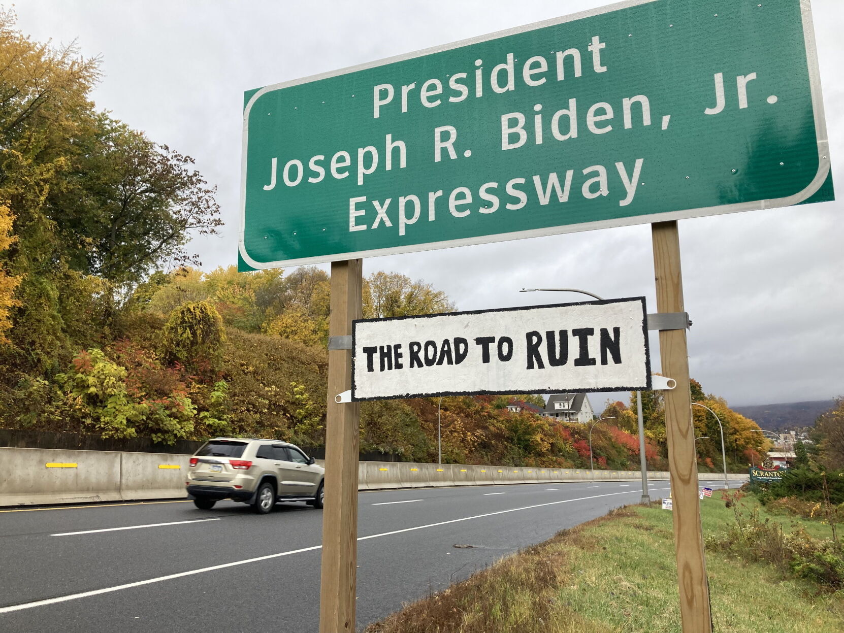 Homemade sign along Biden Expressway in Scranton is removed News thetimes-tribune image