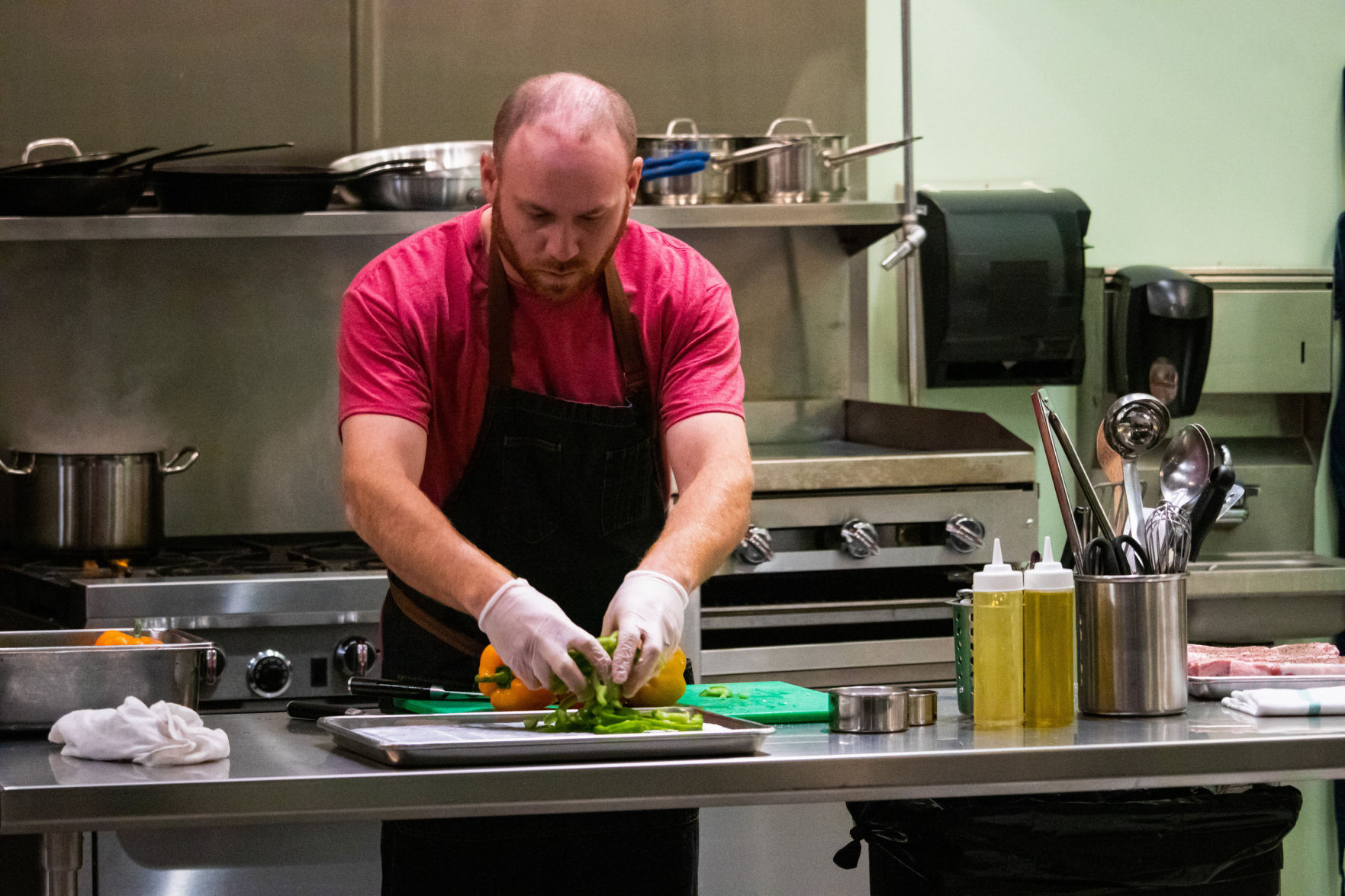 Samario s Salad Shop chef tests his talent on Food Network show