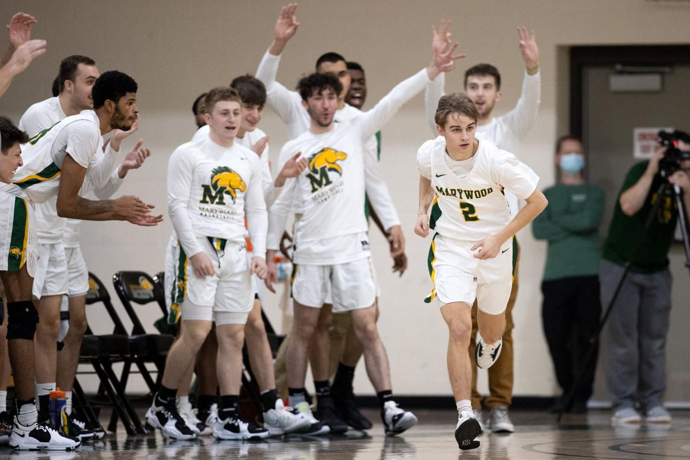 MEN'S BASKETBALL: Marywood outlasts King's in OT