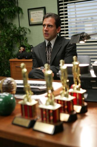 Scranton to get 'largest Dundie in the world' at private 'Office' event |  News 