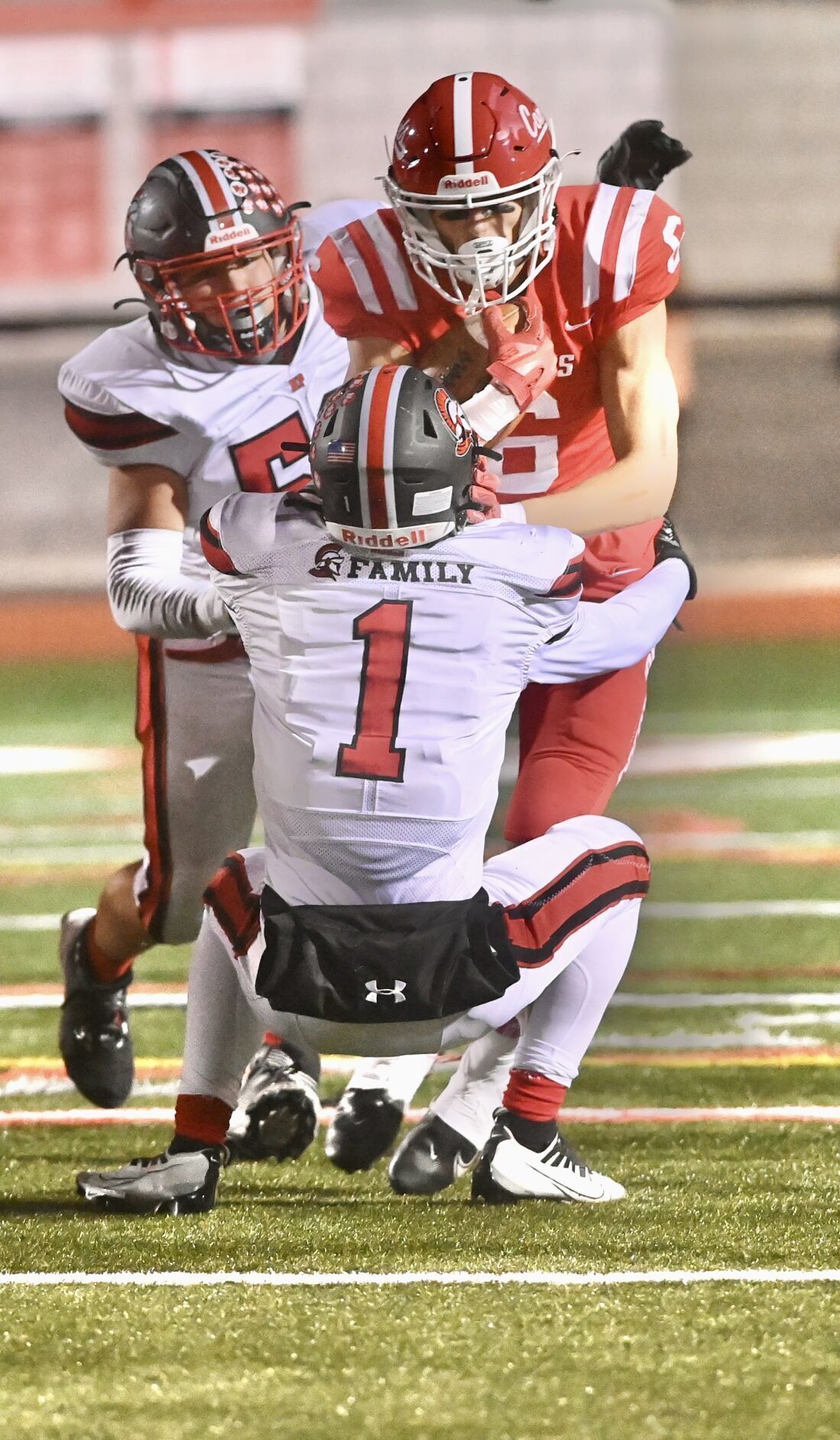 HS Football: Crestwood locks up D-2 4A top seed with win over 
