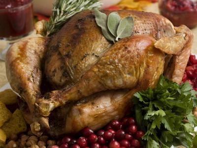 Car dealership to host turkey dinner
