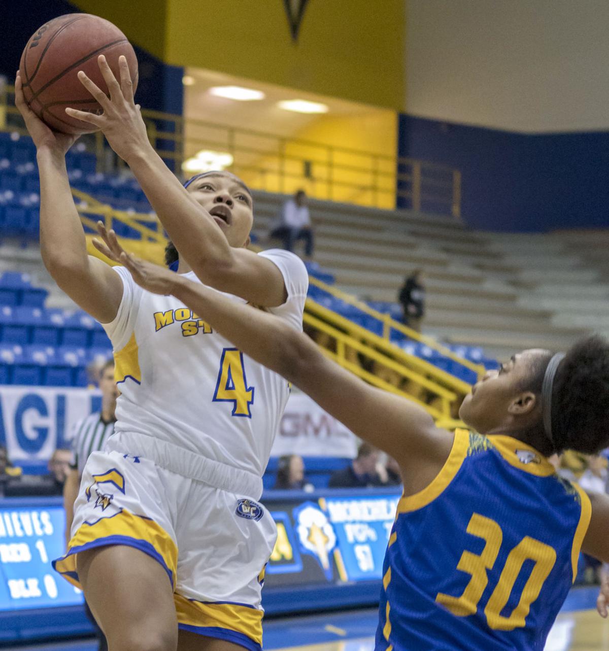 Women S Basketball Takes Care Of Business Against Midway Ky