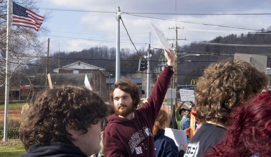 1 Person Rally Rally covers several issues facing the country | News ...