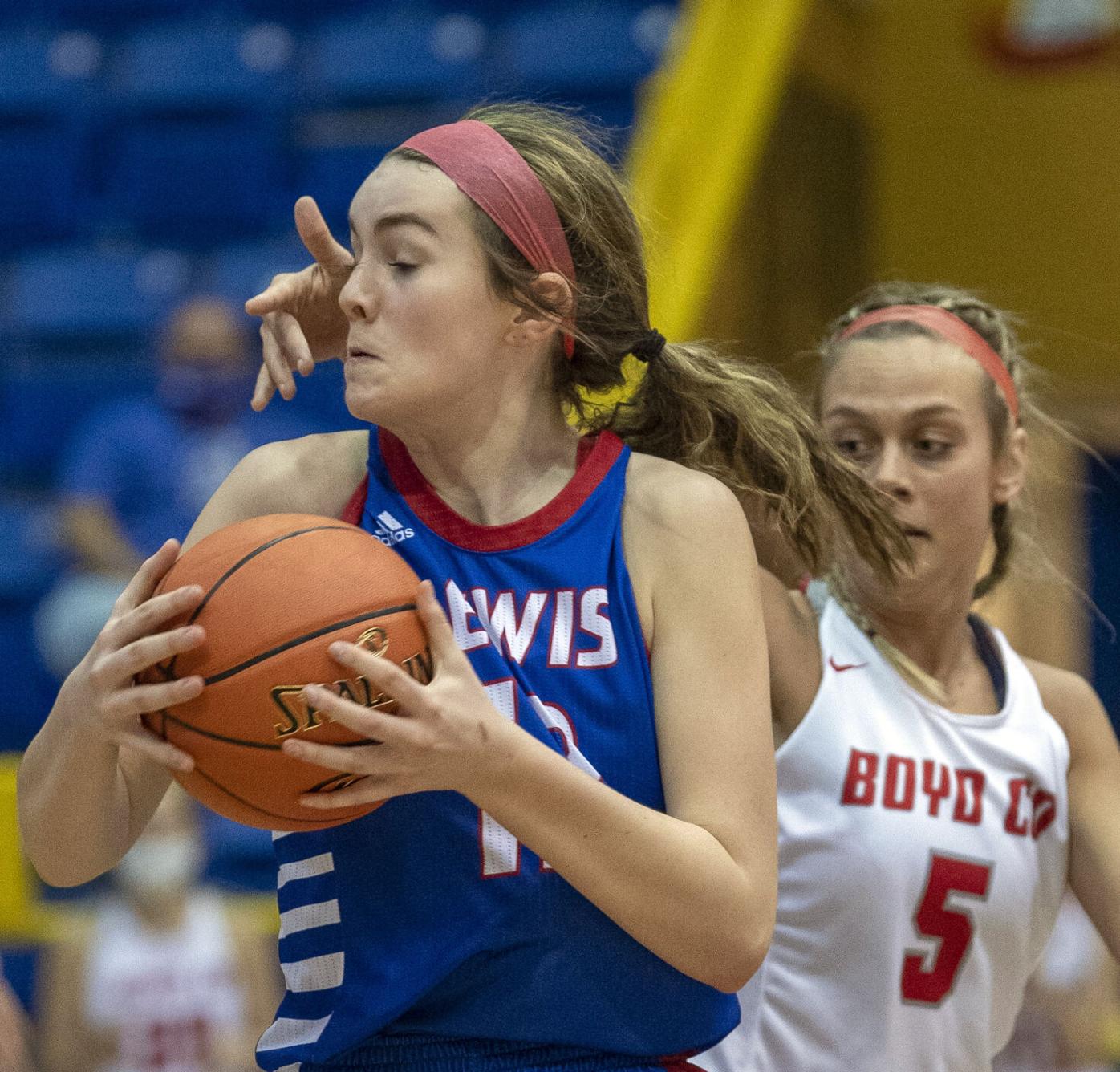 Boyd County v Lewis County Girls Regional