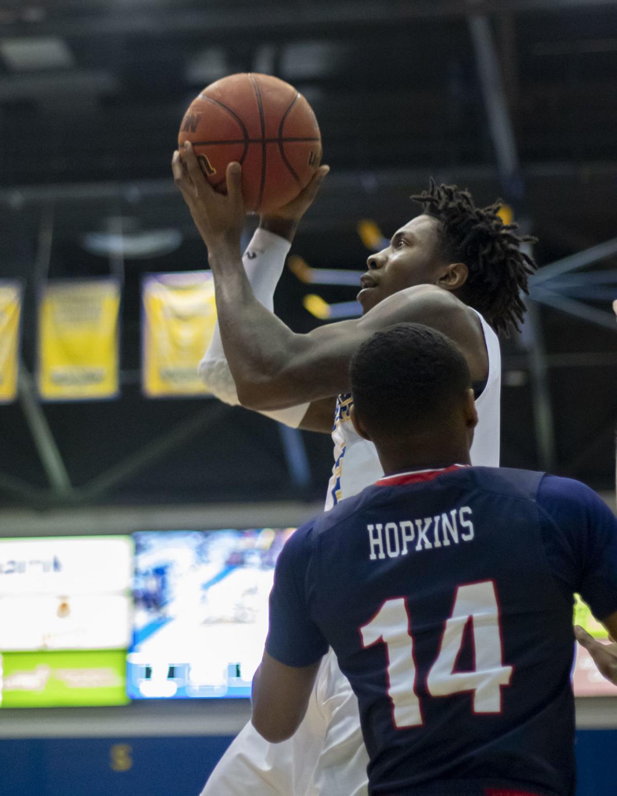 Men S Basketball Sees Improved Offense But Eagles Succumb To