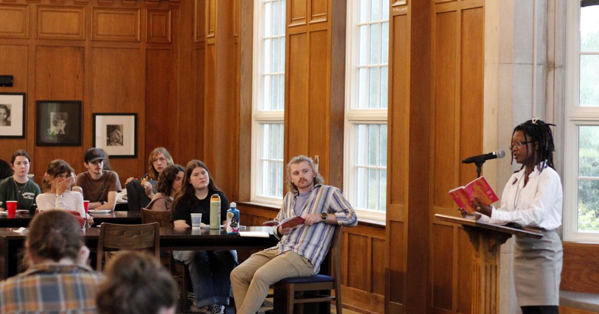 Meacham Writers’ Workshop Gives UTC Taste of Writing Culture