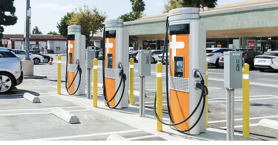 chargepoint-public-ev-charging-station-png-theweekenddrive