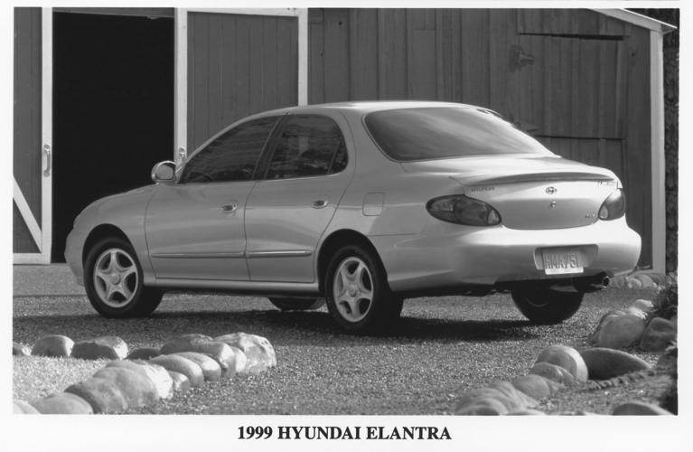 Test Drive 1999 Hyundai Elantra Test Drives
