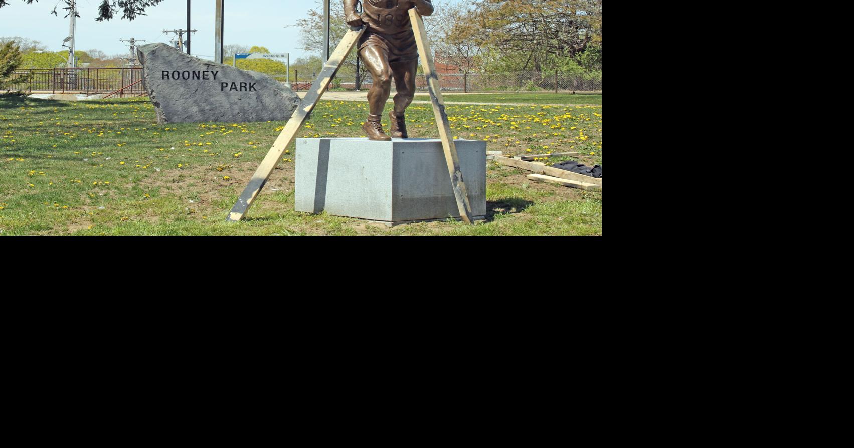 Tarzan Brown statue ceremony hits finish line
