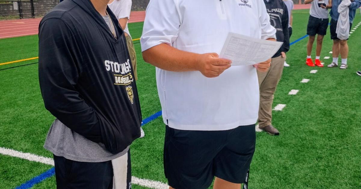Westerly, Stonington keeping in touch (football) this summer