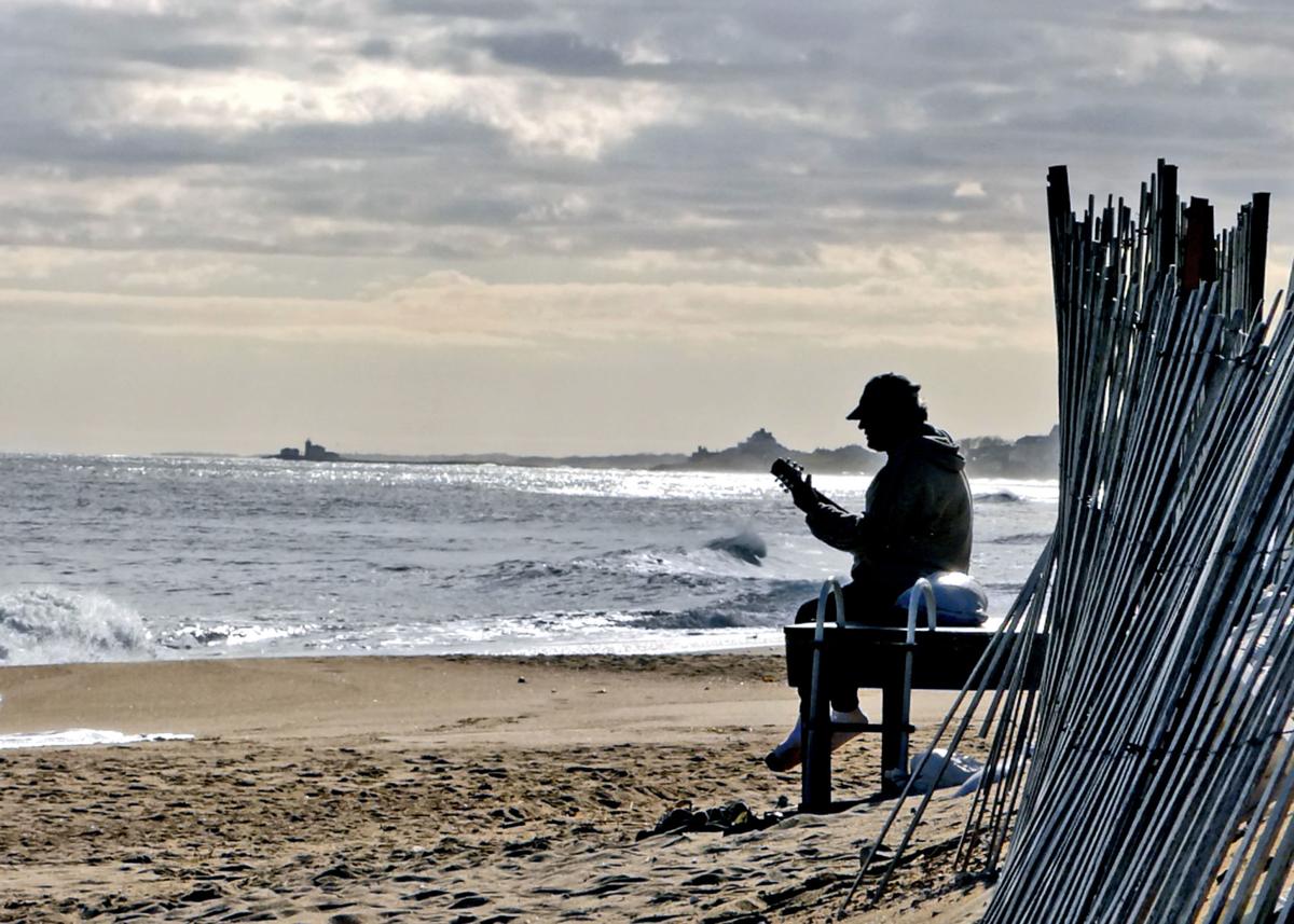 Photos Baby It S The Guitar Man With No Audience At Misquamicut Beach Covid 19 Thewesterlysun Com