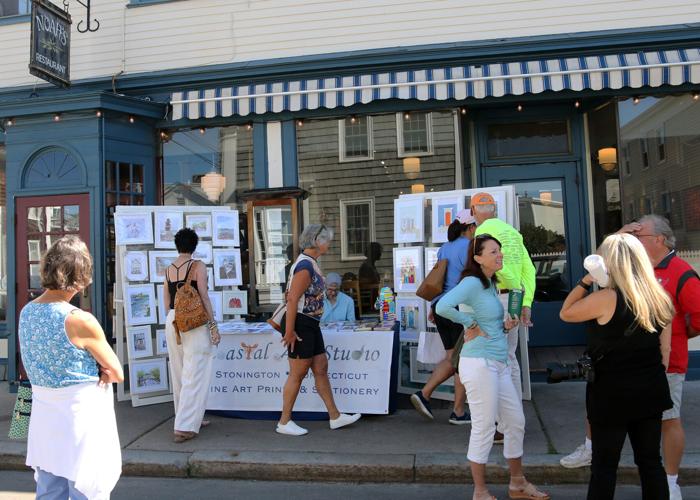 PHOTOS Plenty for everyone at the annual Stonington Borough Art Walk
