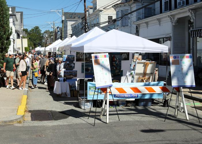 PHOTOS Plenty for everyone at the annual Stonington Borough Art Walk