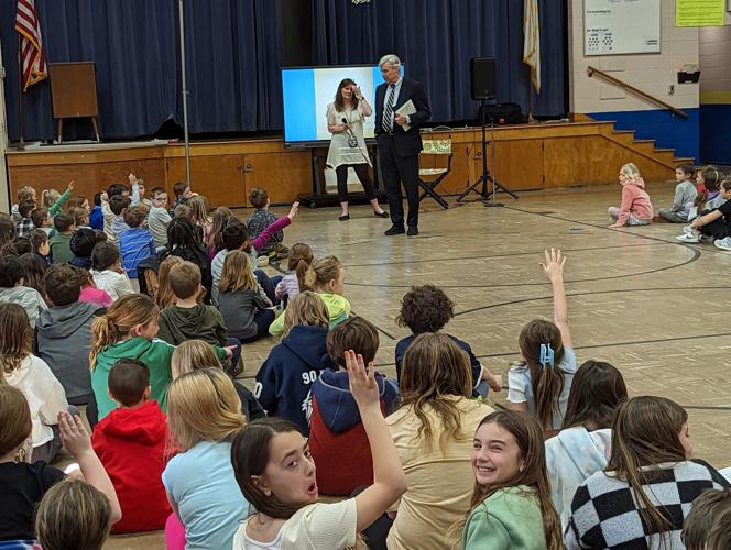 Dunn's Corners Elementary School celebrates Reading Week Front Porch