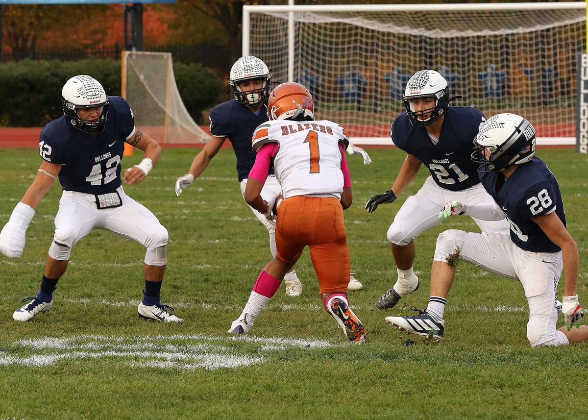 Football Bulldogs Romp Over Capital Prep On Senior Night Cillino
