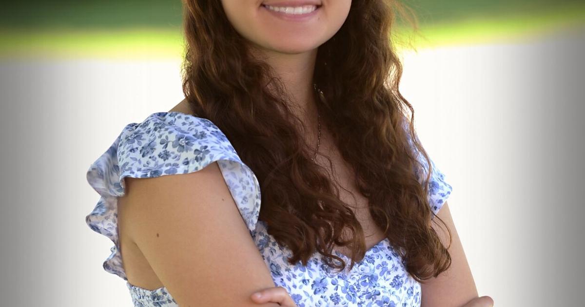 Pawcatuck Girl Scout earns Gold Award for her recycling program