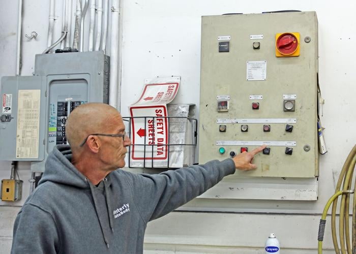 PHOTOS Prepping for the Holidays Westerly