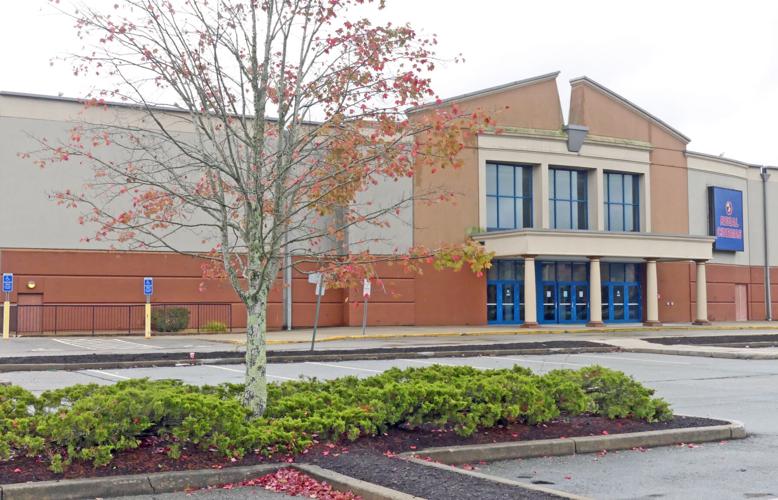 Housing plan for former Pawcatuck movie theater gains Planning and