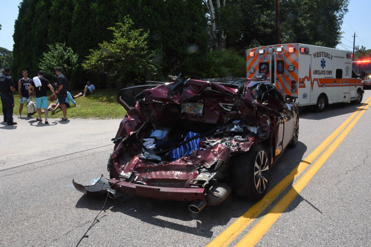 2 Connecticut men injured in Saturday crash on Shore Road