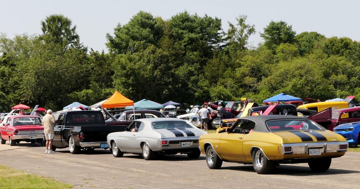 PHOTOS: Classic cars
