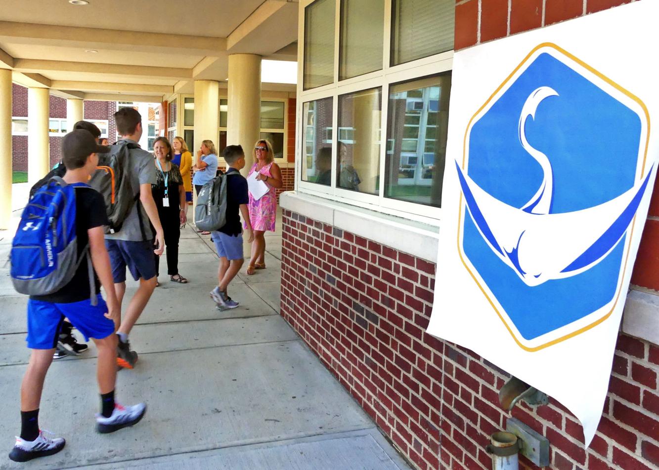 Stonington Middle School Q1 honor roll Stonington