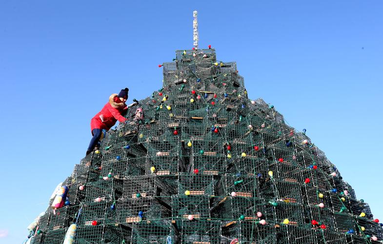 PHOTOS Buoyed by her mission at the Stonington Lobster Trap Christmas