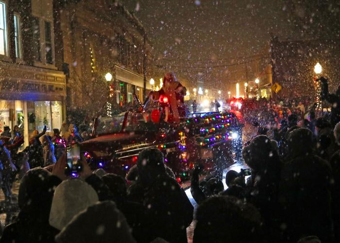 PHOTOS Westerly Light Parade steps off on snowy night Dailynews