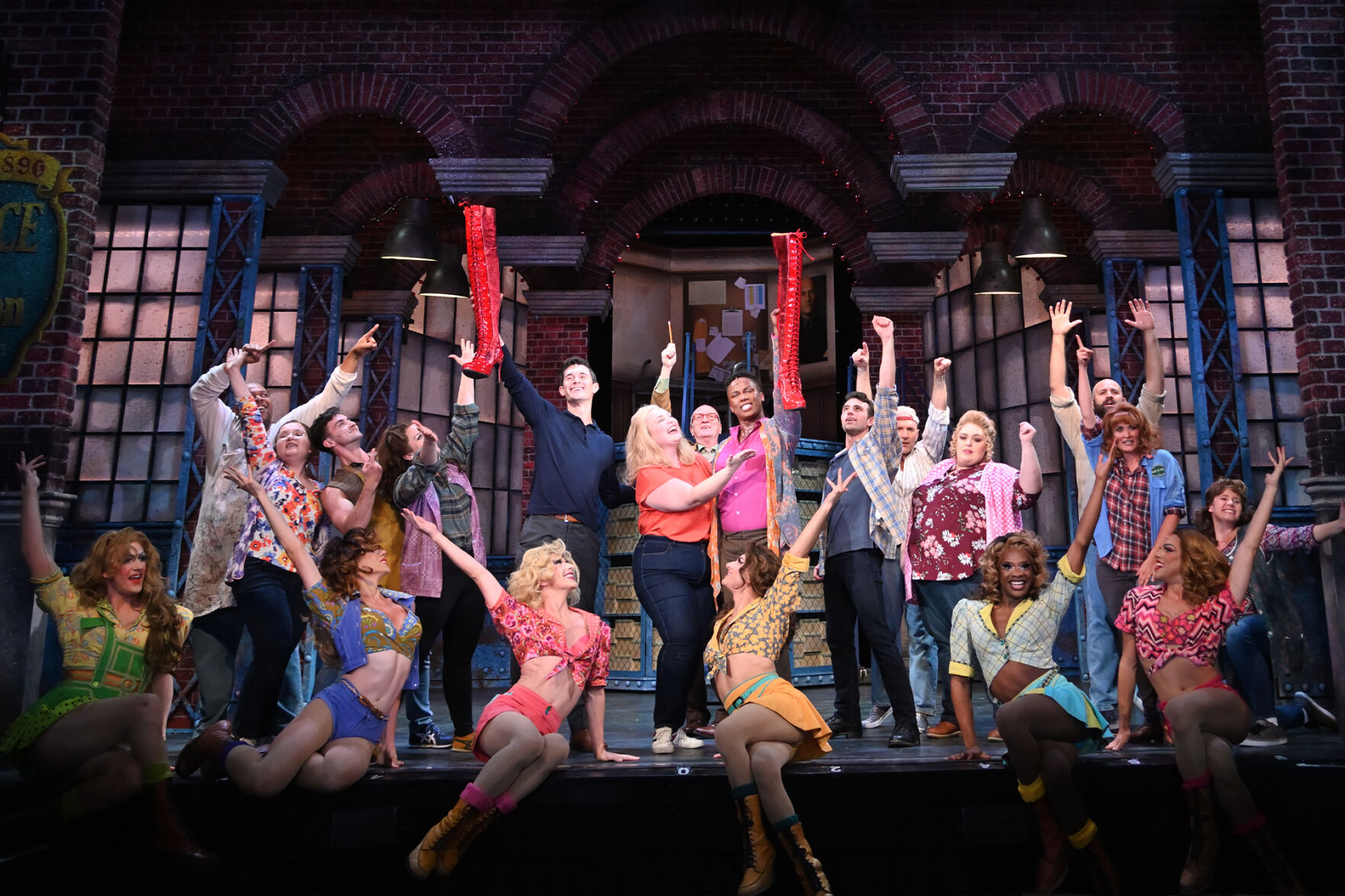 Kinky boots hamilton family theatre hot sale