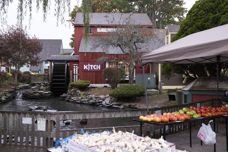 Mystic Apple Fest celebrated fall with activities and plenty of apples