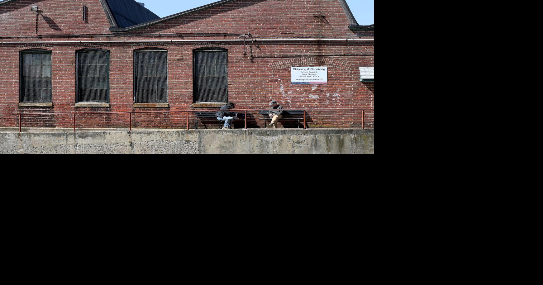 PHOTOS Enjoying the weather in Mystic Stonington