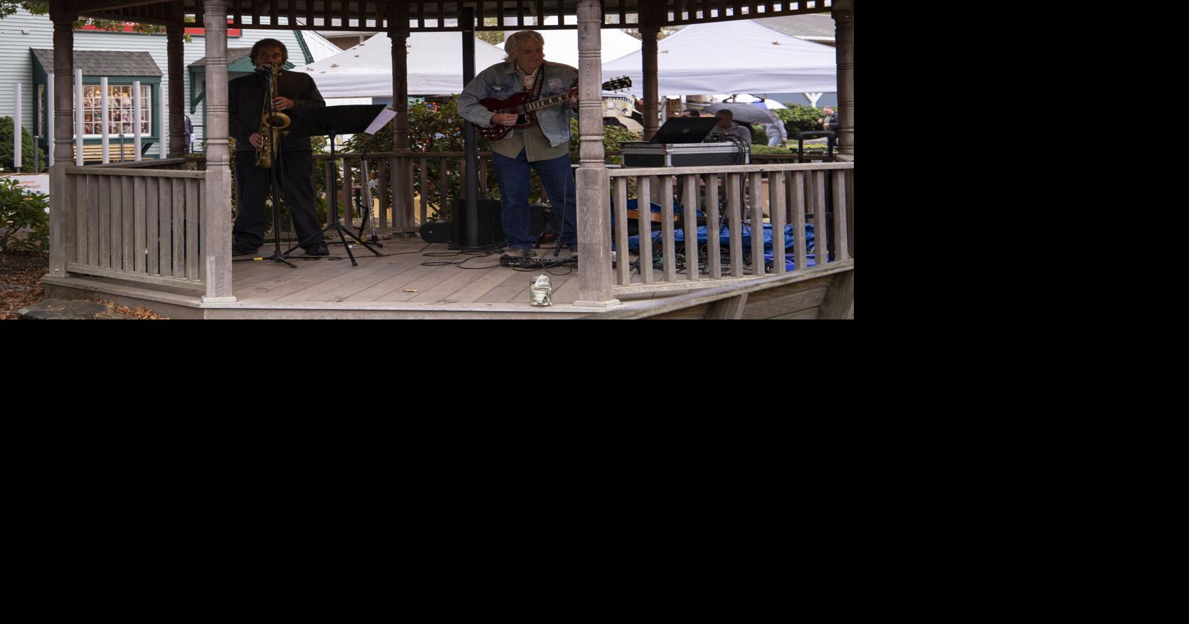 Mystic Apple Fest celebrated fall with activities and plenty of apples