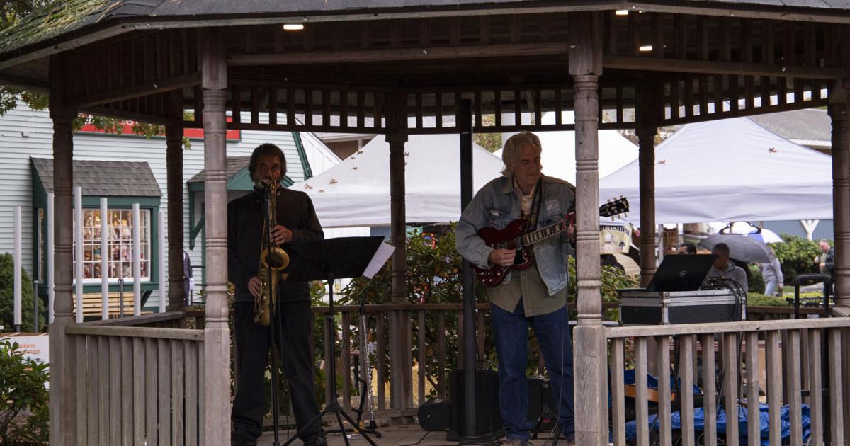 Mystic Apple Fest celebrated fall with activities and plenty of apples