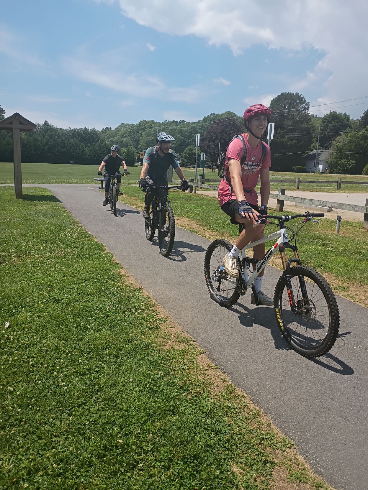 Mountain bikers flock to Bradford Preserve | Westerly | thewesterlysun.com