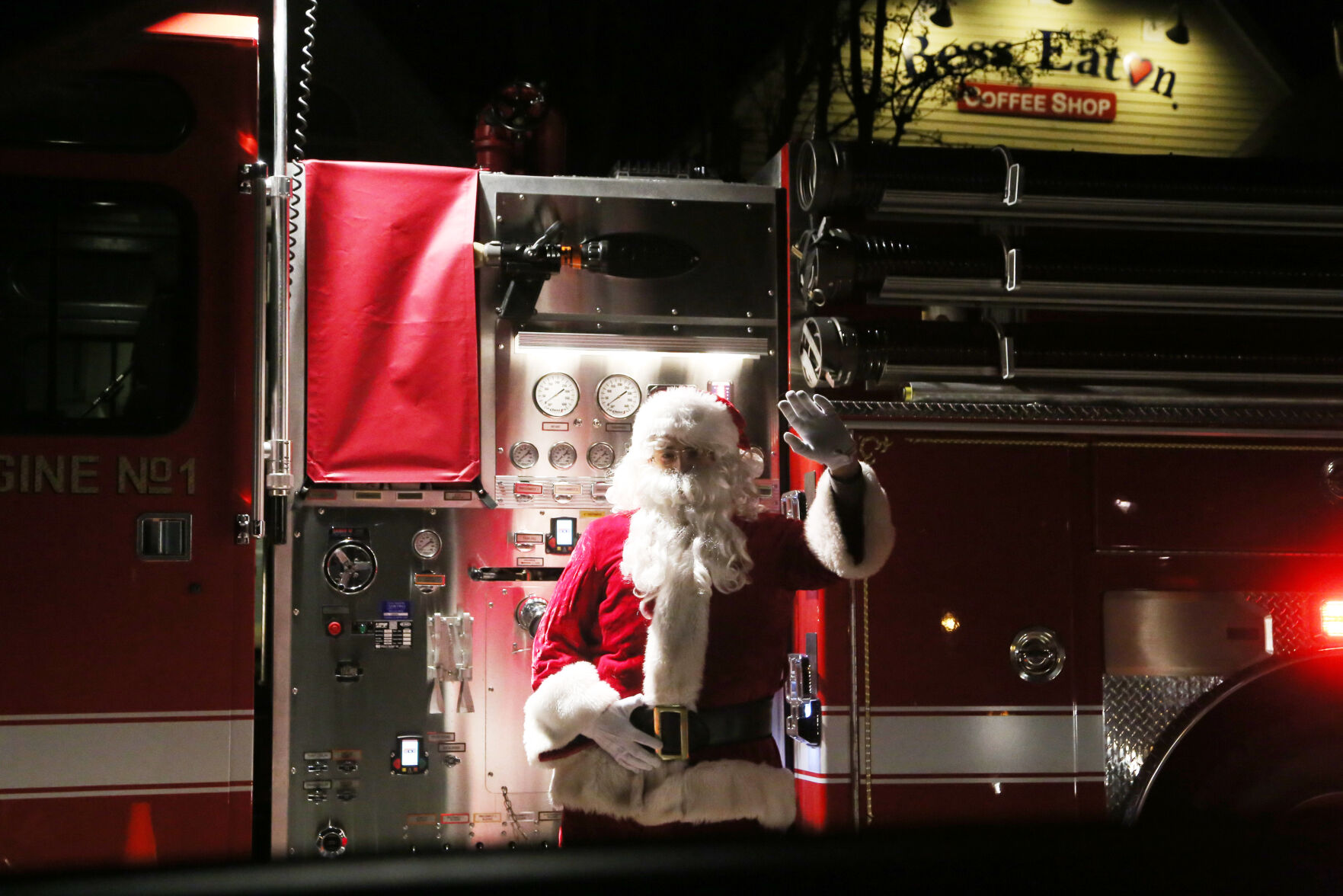 Stonington Human Services, first responders partner to keep holiday traditions alive - Vimarsana News