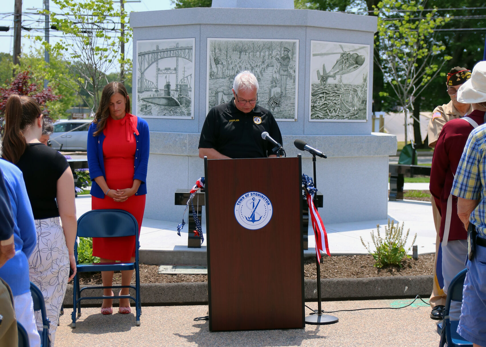 A Vision Comes To Life: New Monument Honors Stonington's Veterans ...