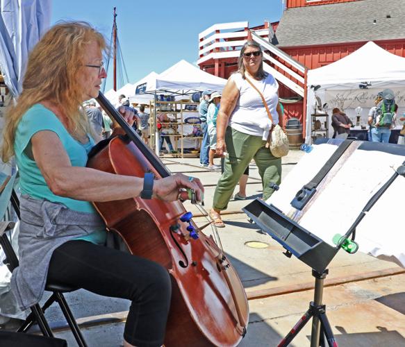 Mystic Outdoor Art Festival draws throngs of artlovers to town