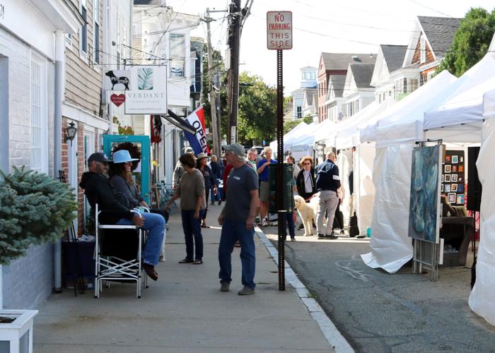 PHOTOS Borough Art Walk gets pictureperfect weather Stonington