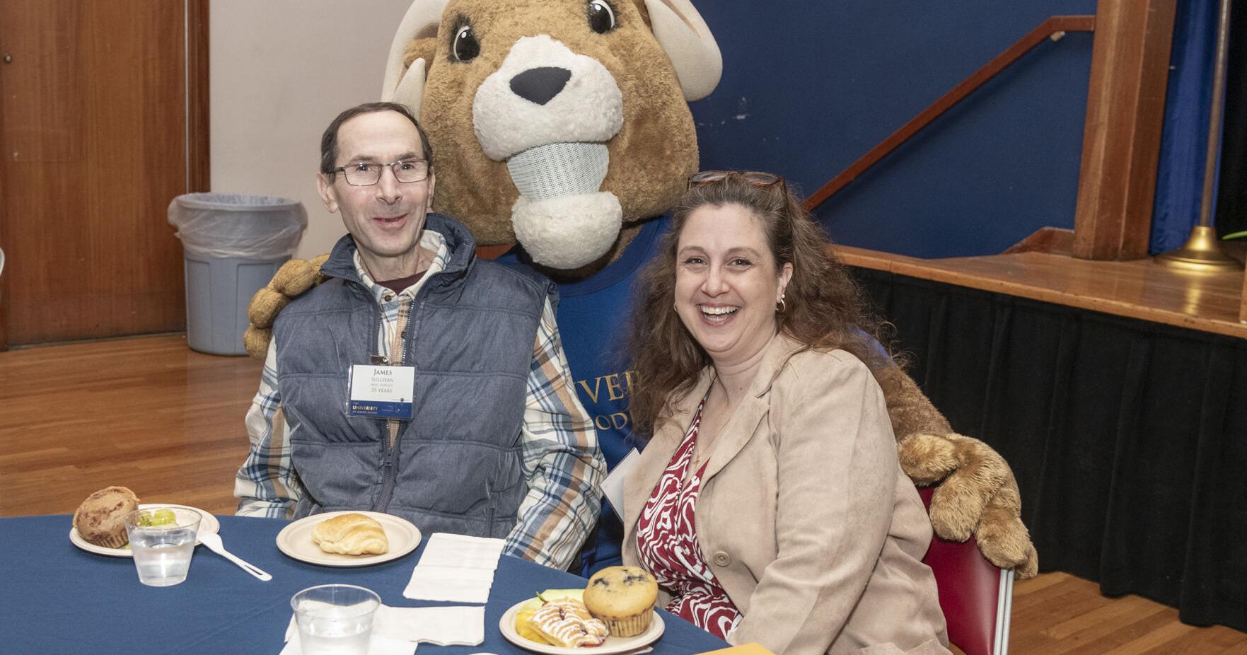 Faculty and staff recognized at new URI employee recognition breakfast - Vimarsana News