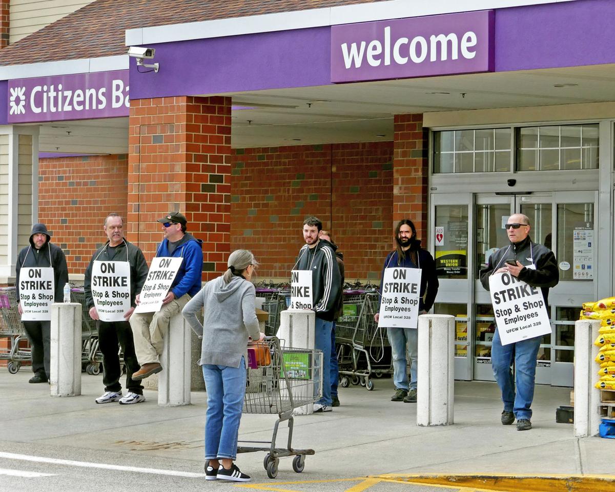 Stop Shop Employees Are Out On Strike Business