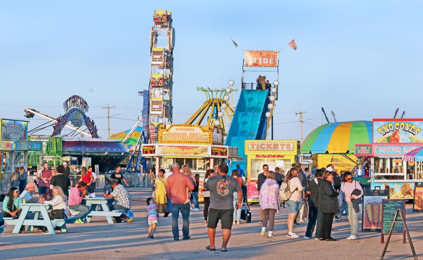 Misquamicut Fallfest returns this weekend with rides, music and fun