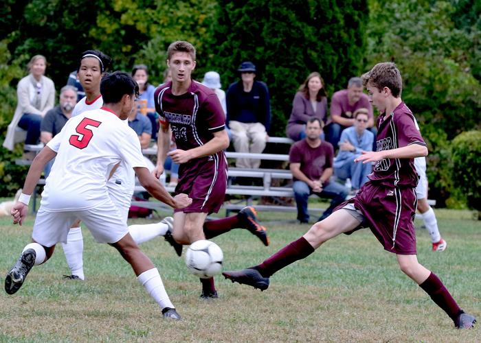 Boys soccer Spracklin scores three goals, Lions blank Tigers Latest