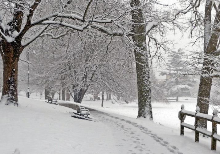 PHOTOS: Late-season storm blankets region with some early April snow ...