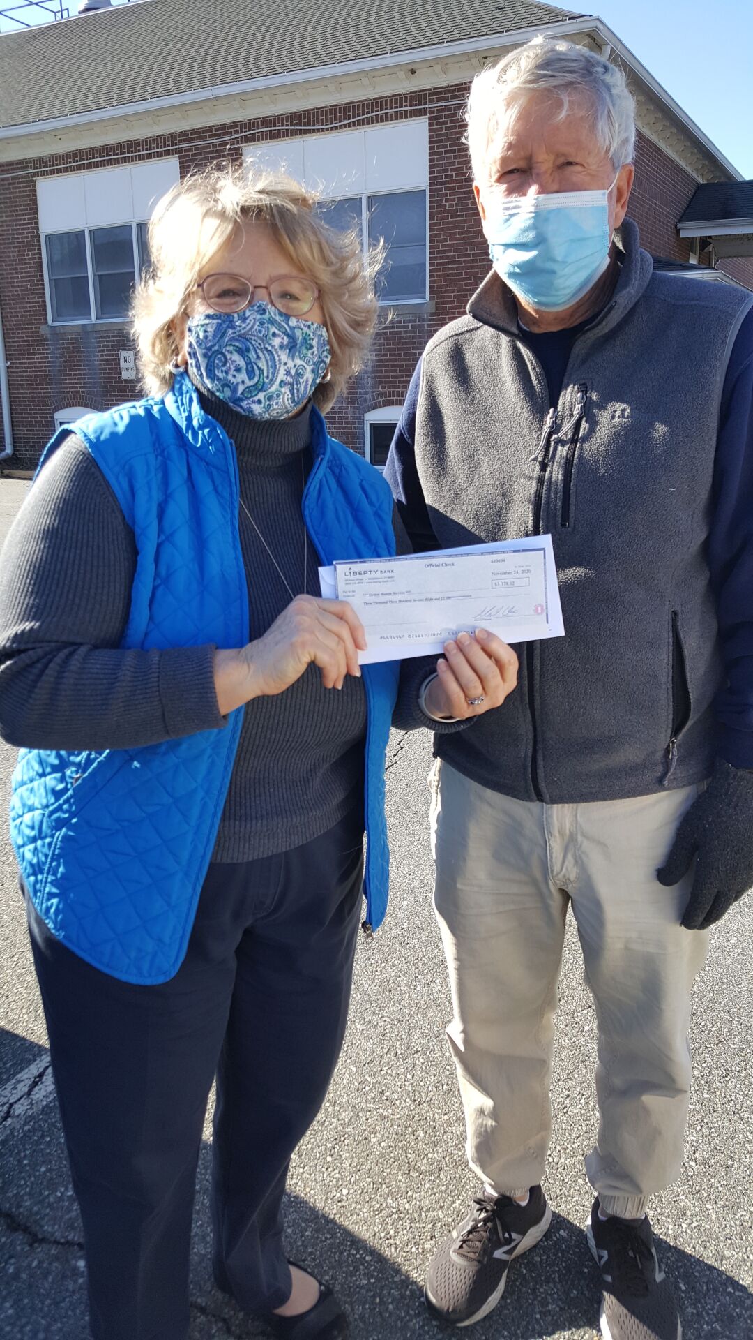 Stoningtons, Mystic Rotary clubs partner with Liberty Bank to help those in need - Vimarsana News