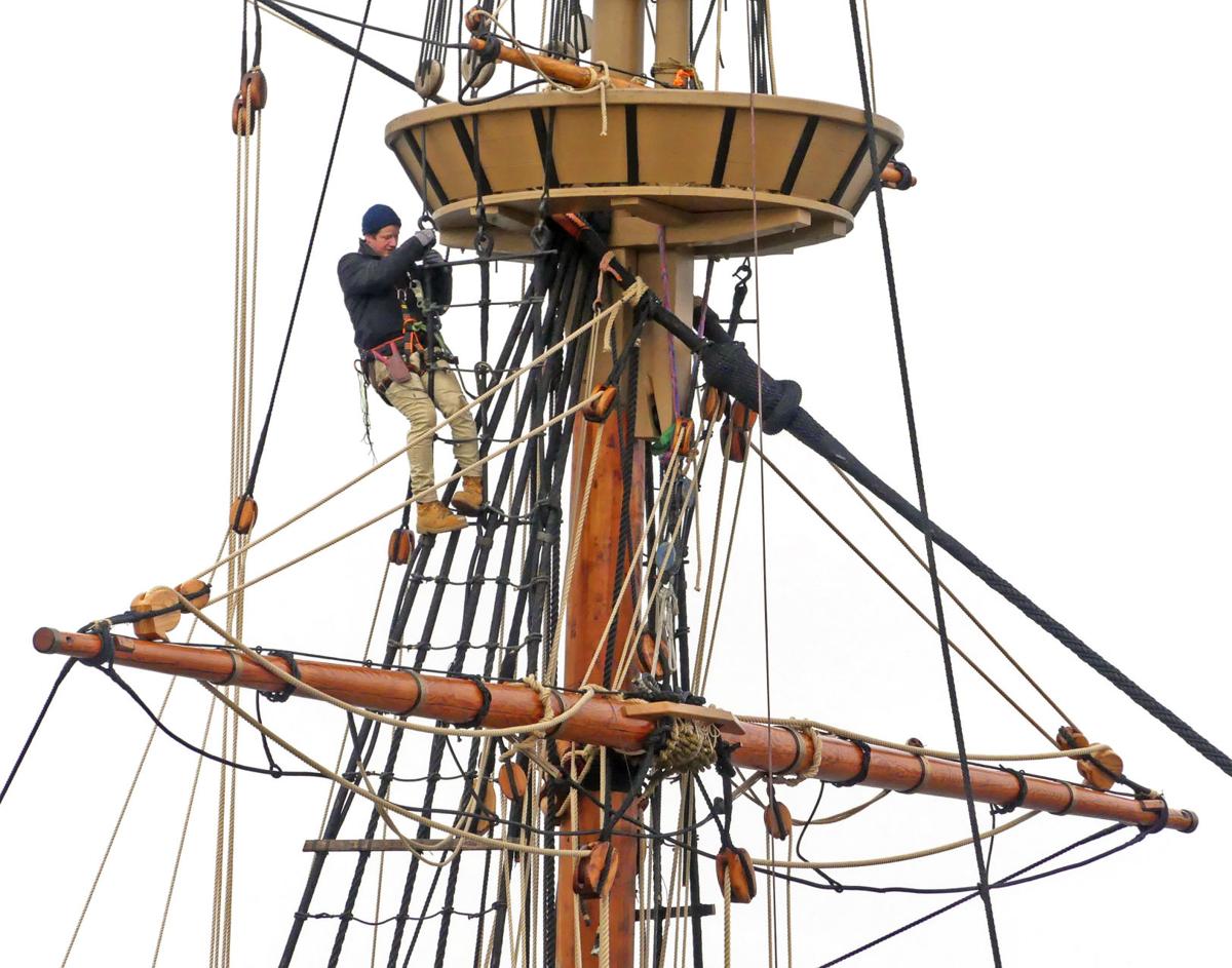 PHOTOS Ship rigger aloft on the Mayflower II Stonington
