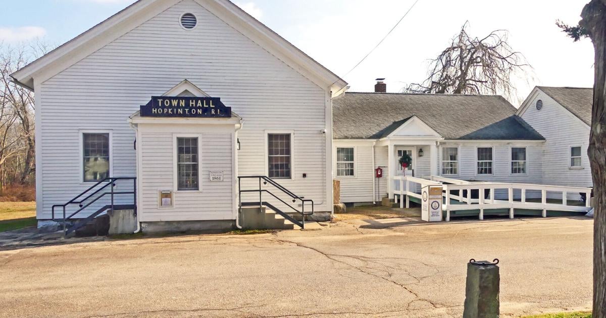 Hopkinton financial assembly draws 1 comment; Hirst remains focused on education spending | Richmond & Hopkinton Hopkinton financial assembly draws 1 comment; Hirst remains focused on education spending | Richmond & Hopkinton