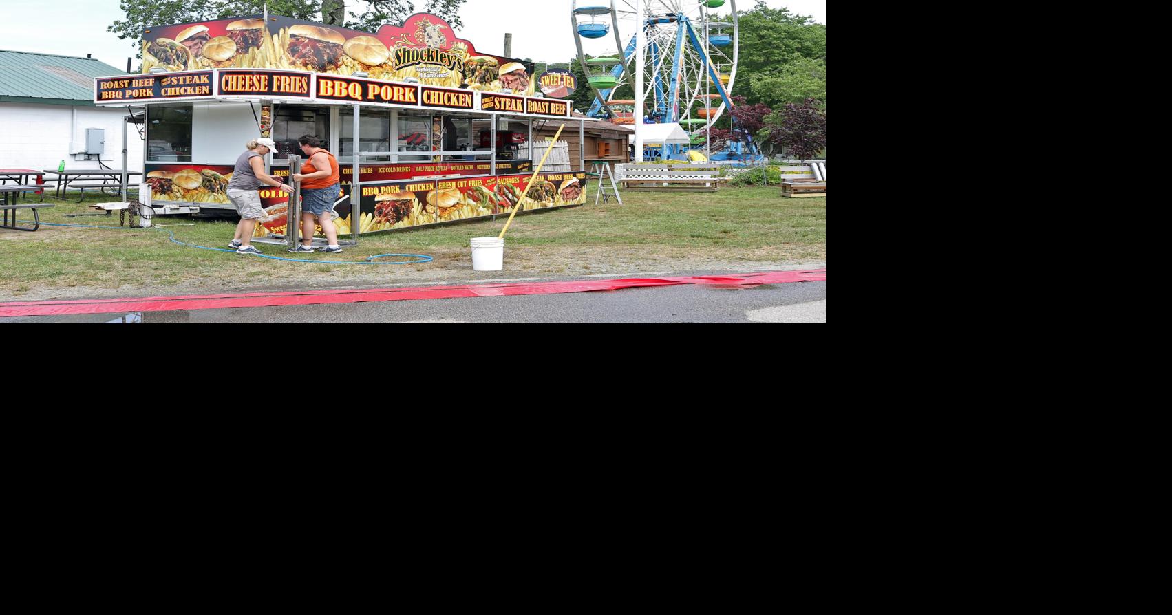 PHOTOS Workers setting up for North Stonington Agricultural Fair