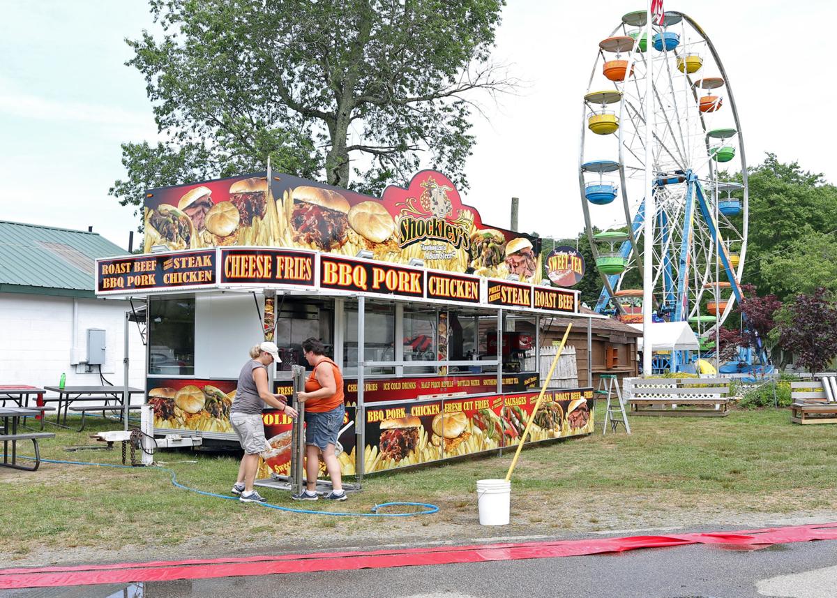 PHOTOS Workers setting up for North Stonington Agricultural Fair