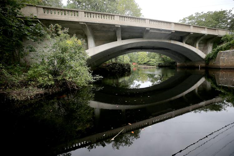 Potter Hill dam Should it stay or should it go? Westerly