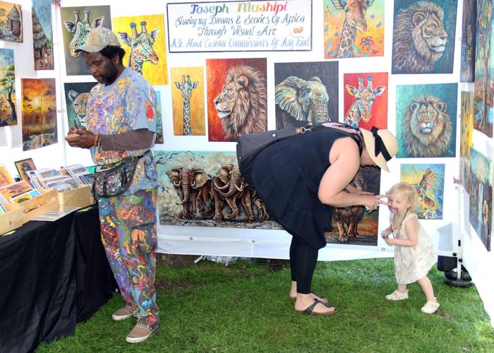 PHOTOS 28th Annual Virtu Outdoor Art Festival Westerly